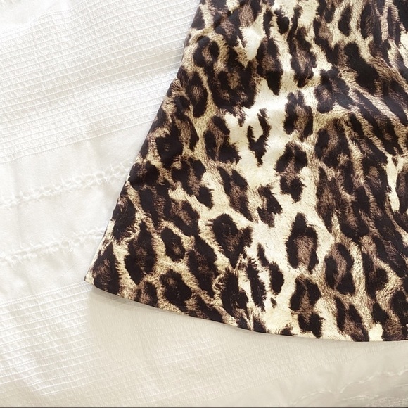 Karen MILLEN LEOPARD PRINT FIT & FLARE SLEEVELESS MIDI DRESS - 6 - Picture 9 of 9